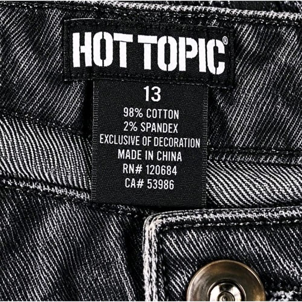 Hot Topic Black Wash Wide Leg Cargo Jeans Strappy Grommet Goth Y2K Size 13 - Picture 5 of 8